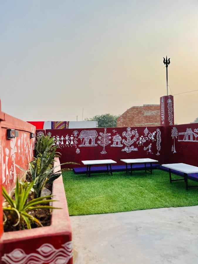 Holy River Stays Varanasi Exterior photo