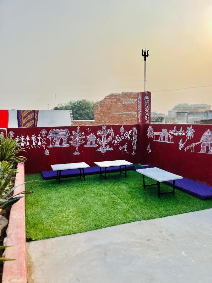 Holy River Stays Varanasi Exterior photo